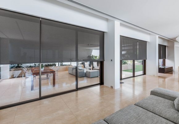 What Are The Benefits Of Roller Blinds?